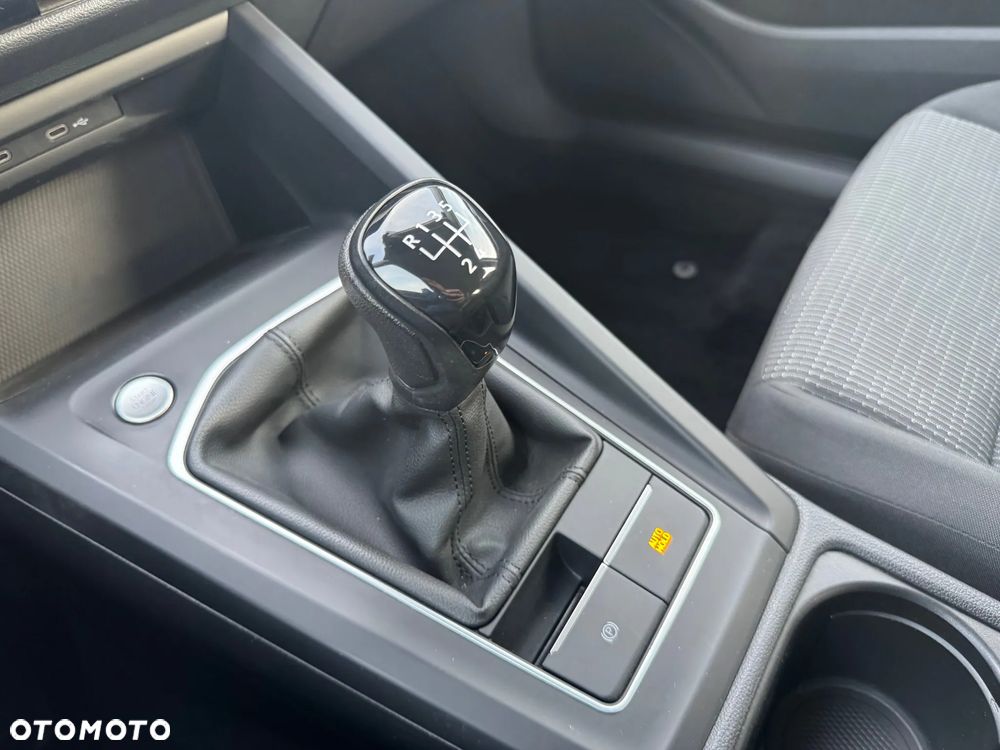Volkswagen Golf 1.0 TSI OPF Active - 18