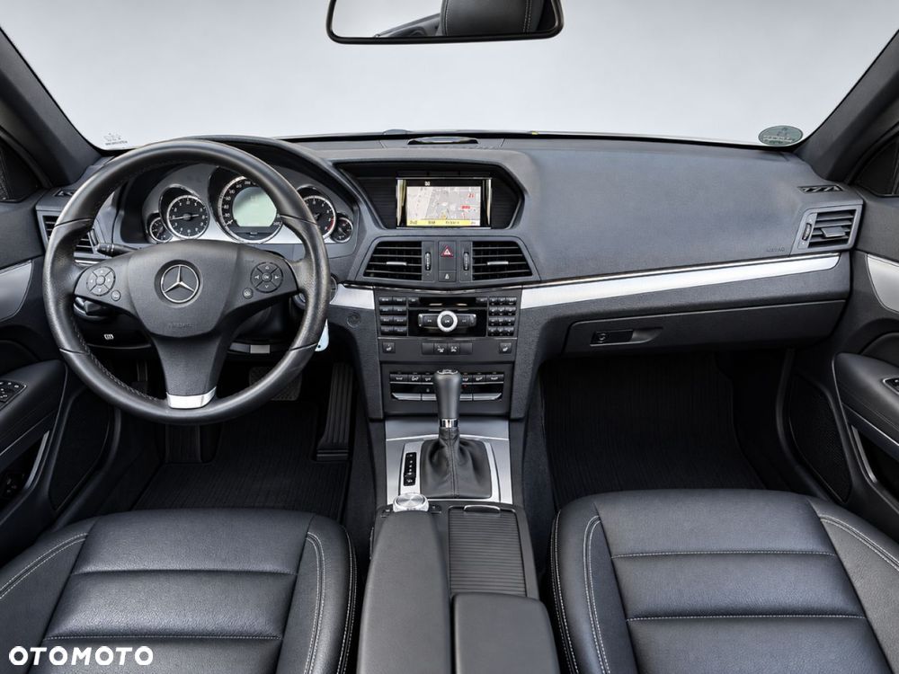 Mercedes-Benz Klasa E 250 CGI BlueEFFICIENCY Automatik Avantgarde - 6