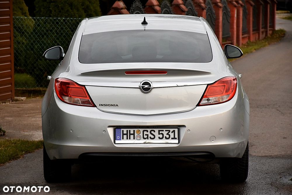 Opel Insignia 1.8 Executive - 16