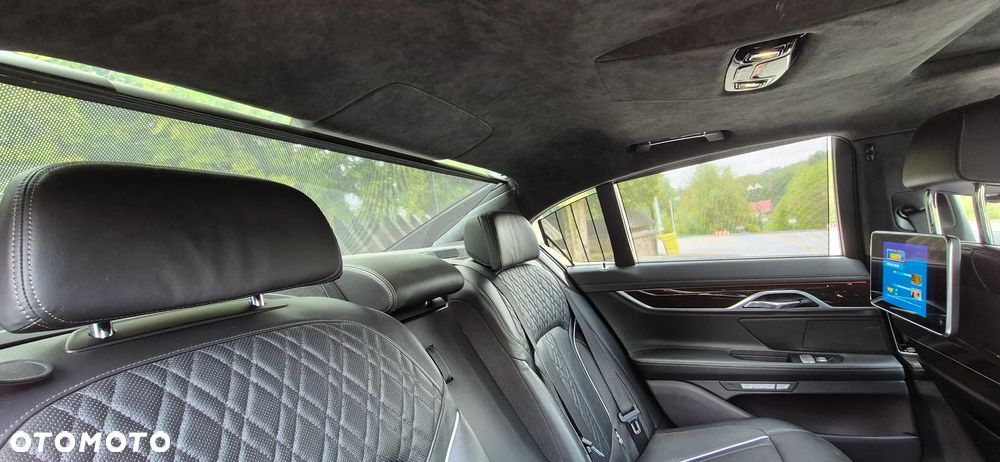 BMW Seria 7 730d xDrive - 40