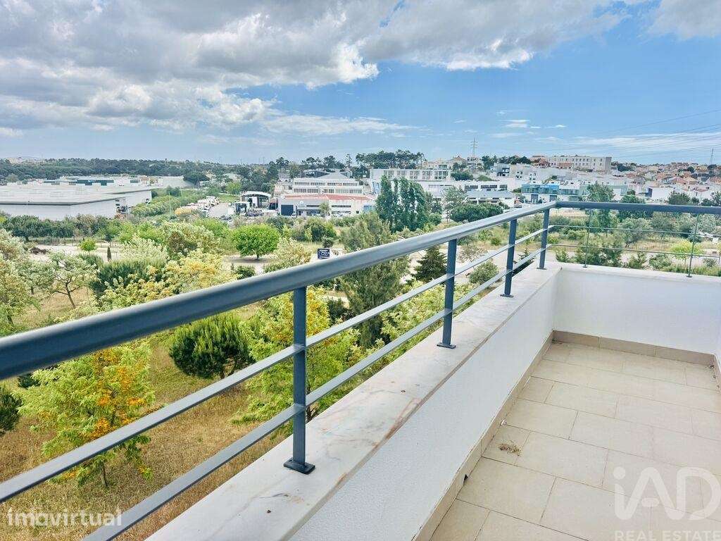 Apartamento T1 em Charneca de Caparica e Sobreda de 54 m2 - Grande imagem: 4/13