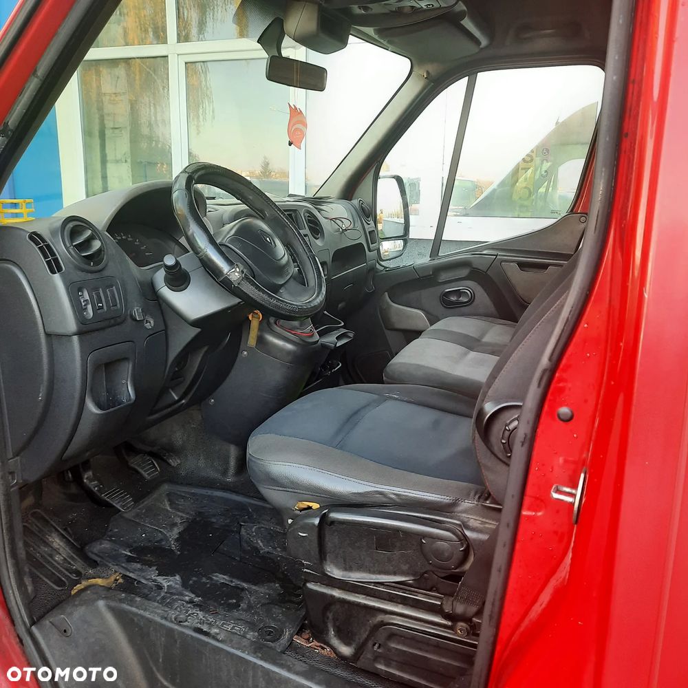 Renault Master FWD dCi MR'10 E4 3,3t - 7