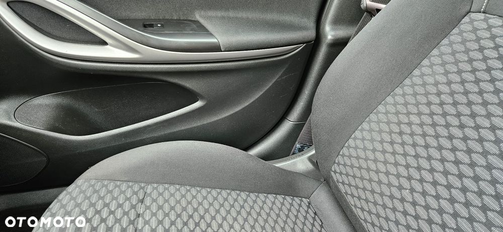 Opel Astra - 24