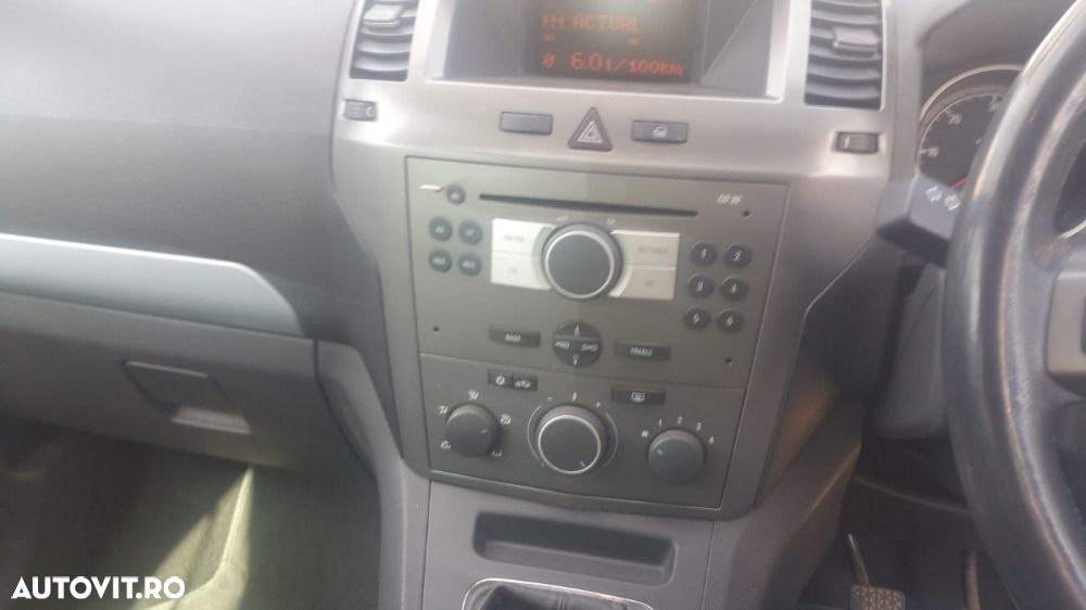 Dezmembrari  Opel ZAFIRA B  2005  > 0000 1.9 CDTI Motorina - 4