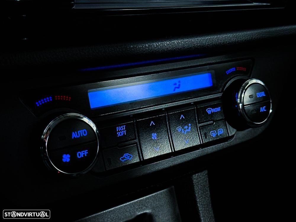 Toyota Corolla 1.4 D-4D Exclusive+Navi - 50