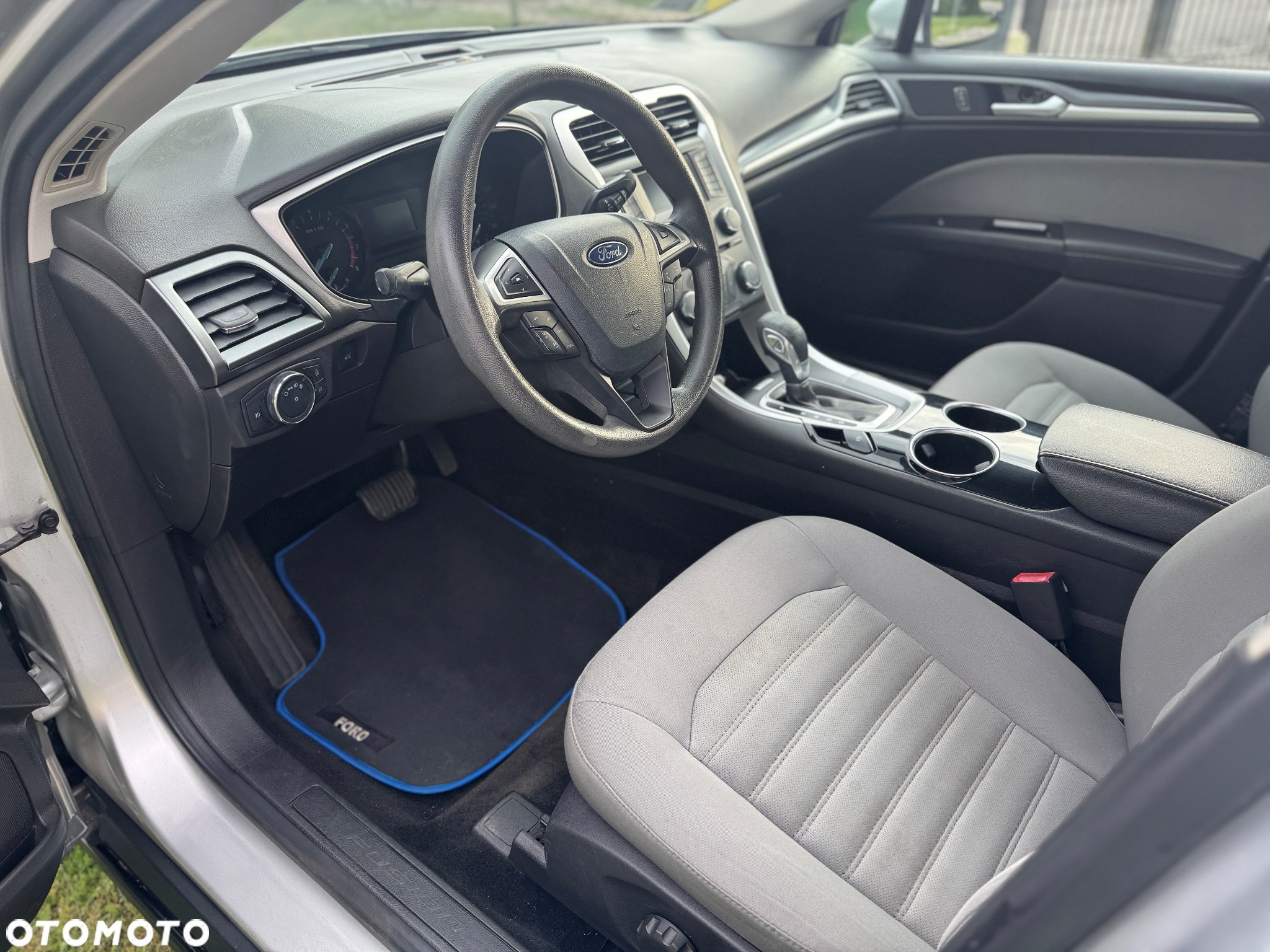 Ford Fusion - 26