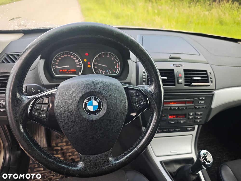 BMW X3 2.0i - 9