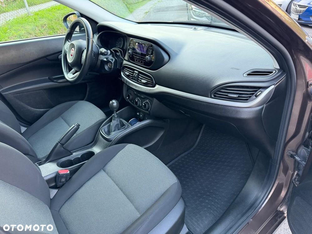 Fiat Tipo 1.4 16v Easy EU6d - 16