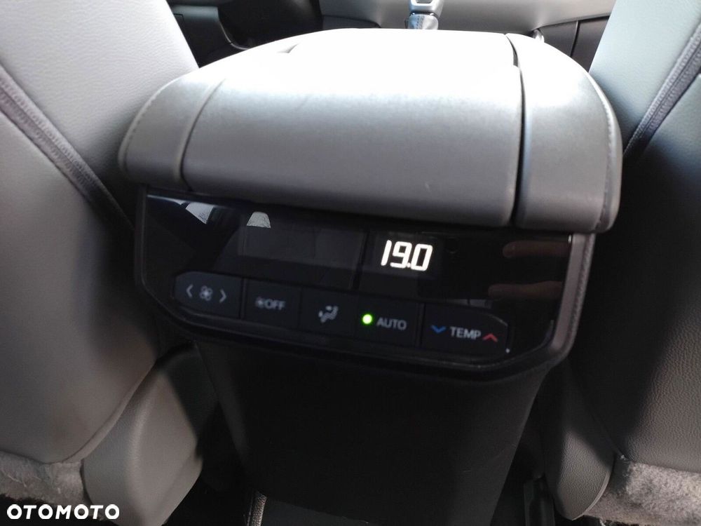 Toyota Highlander 2.5 Hybrid Prestige - 29