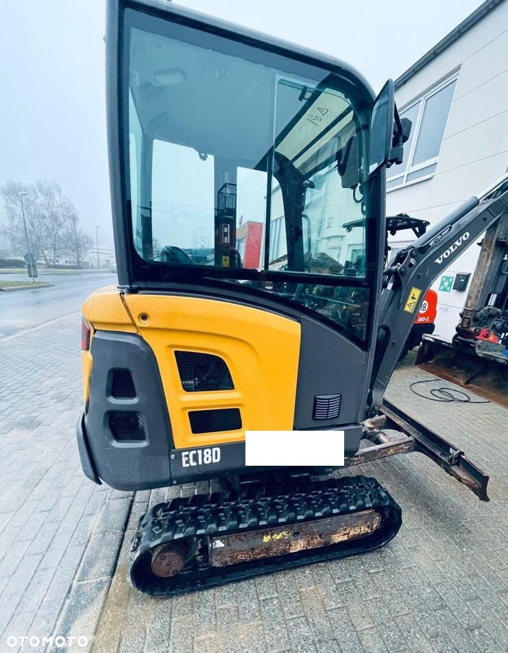 Volvo EC 18 D ,2018 z łopatą nasypową i łyżką skarpową. - 2
