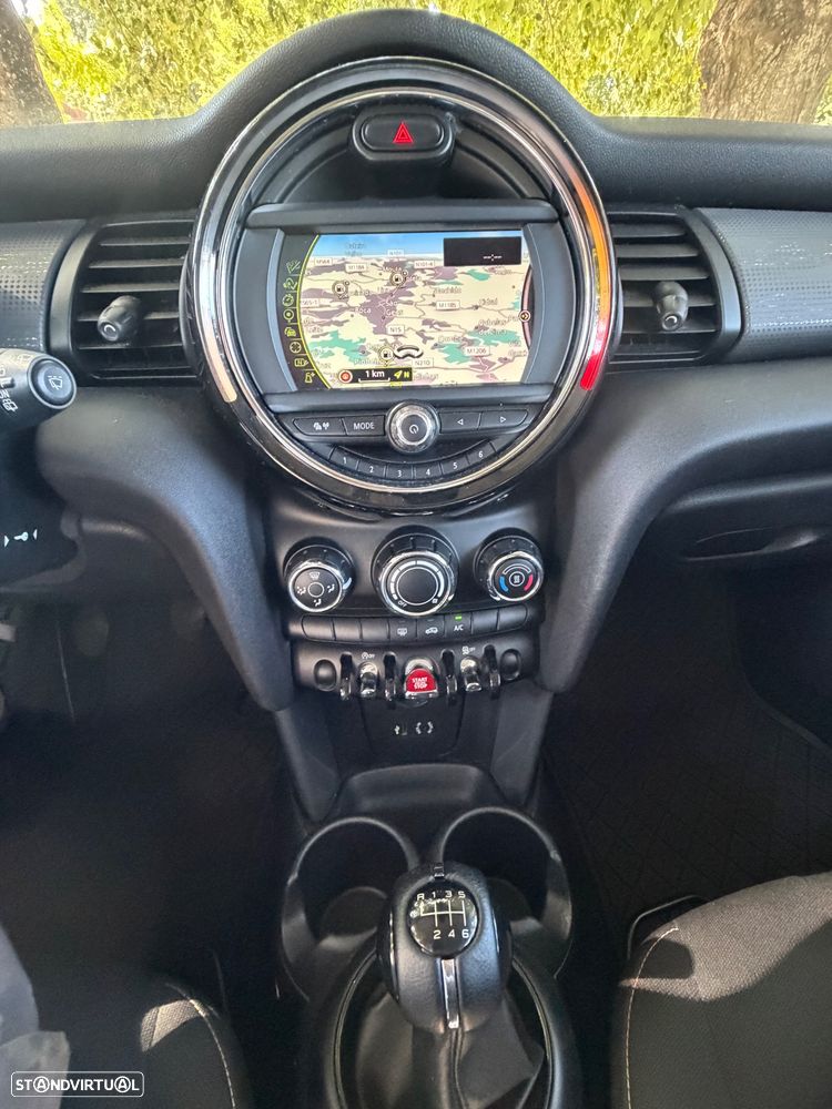 MINI 3 Portas - 16