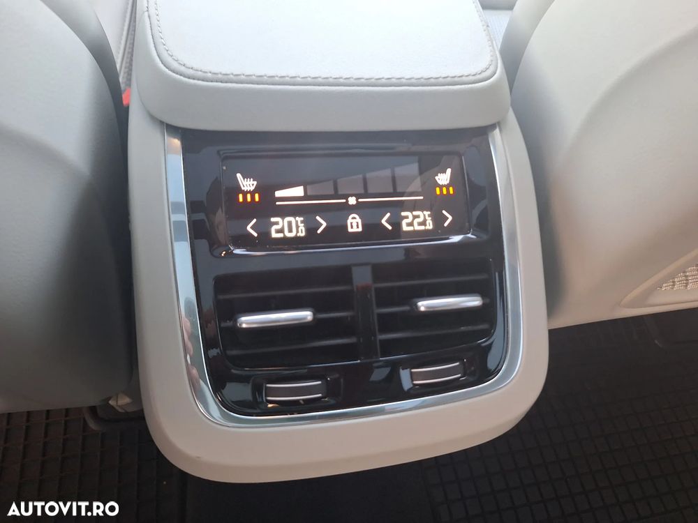 Volvo XC 90 B5 MHEV AWD 7 locuri Ultimate Bright - 26