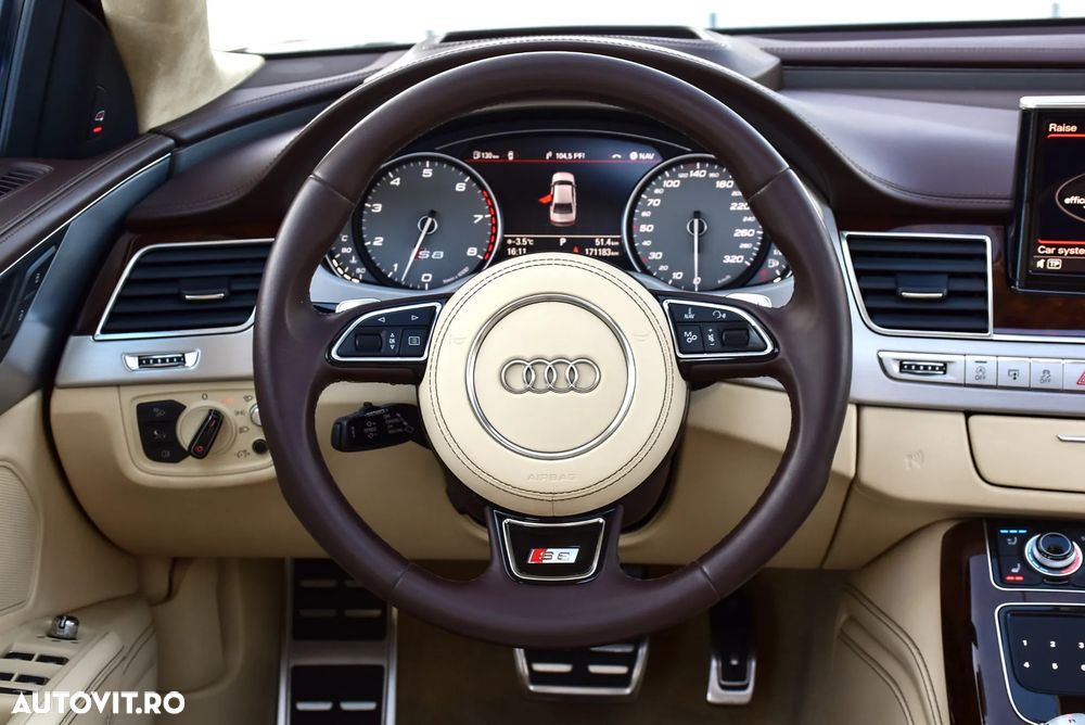 Audi S8 4.0 TFSI quattro Tiptronic - 32