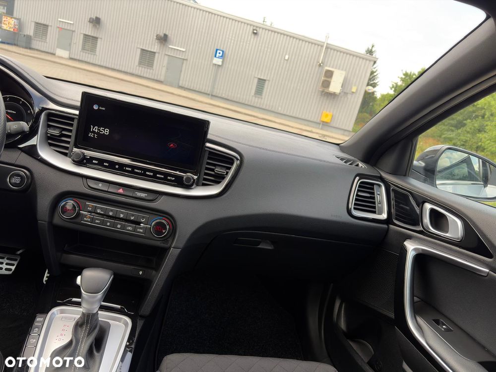 Kia Ceed 1.6 CRDi GT Line DCT - 16