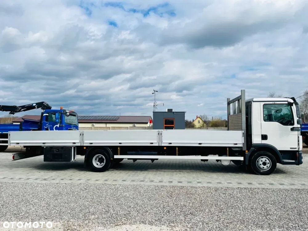 MAN TGL 12.250 TGM E5 skrzyniowy 820cm / platforma / laweta / pomoc drogowa / burtowy / automat / Anglik - 11