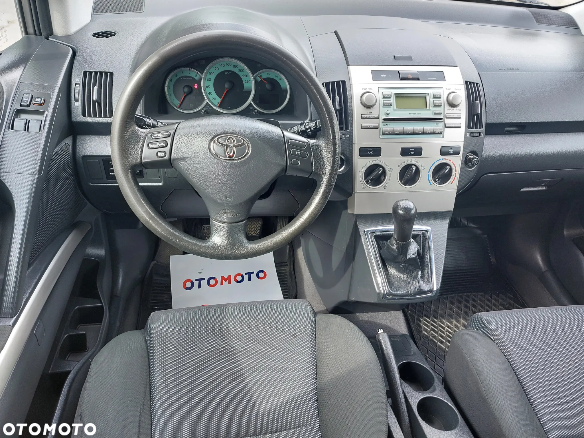 Toyota Corolla Verso 1.6 Luna - 7