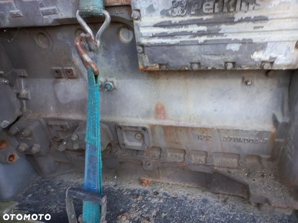 Silnik Perkins blok,głowica,korbowód 3711K00A-7 Y6 wał turbo,koła rozrzadu H 2,3,4,5,6,CE80035 Kompletny,Massey Wał,Blok,Pompa,Wtryski,Tłok,Korbowód,Głowica 1004-4,1004-4.T,1006-6,części do wózka widłowego,skrzynia biegów ,balast,maszt,rozdzielacz,koła,most, - 8