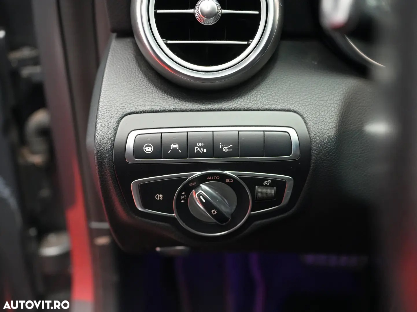 Mercedes-Benz C AMG 43 4Matic 9G-TRONIC - 24