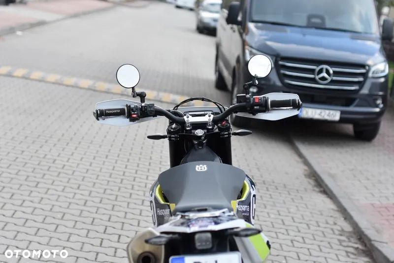 Husqvarna 701 - 22