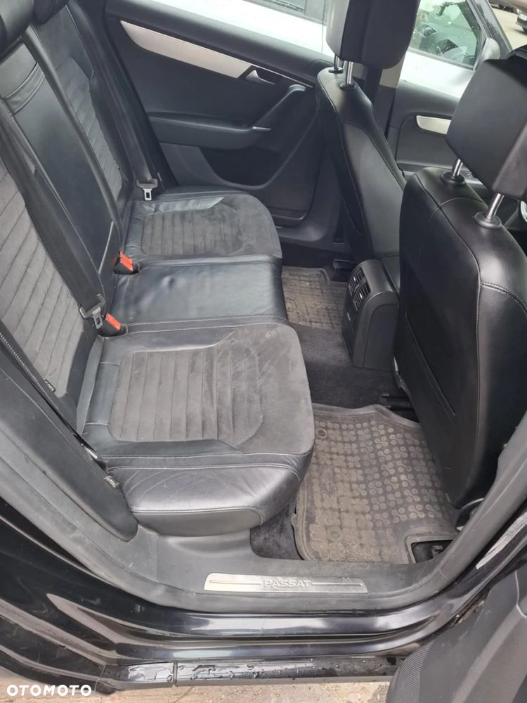 Volkswagen Passat 2.0 TDI 4Mot Highline DSG - 8