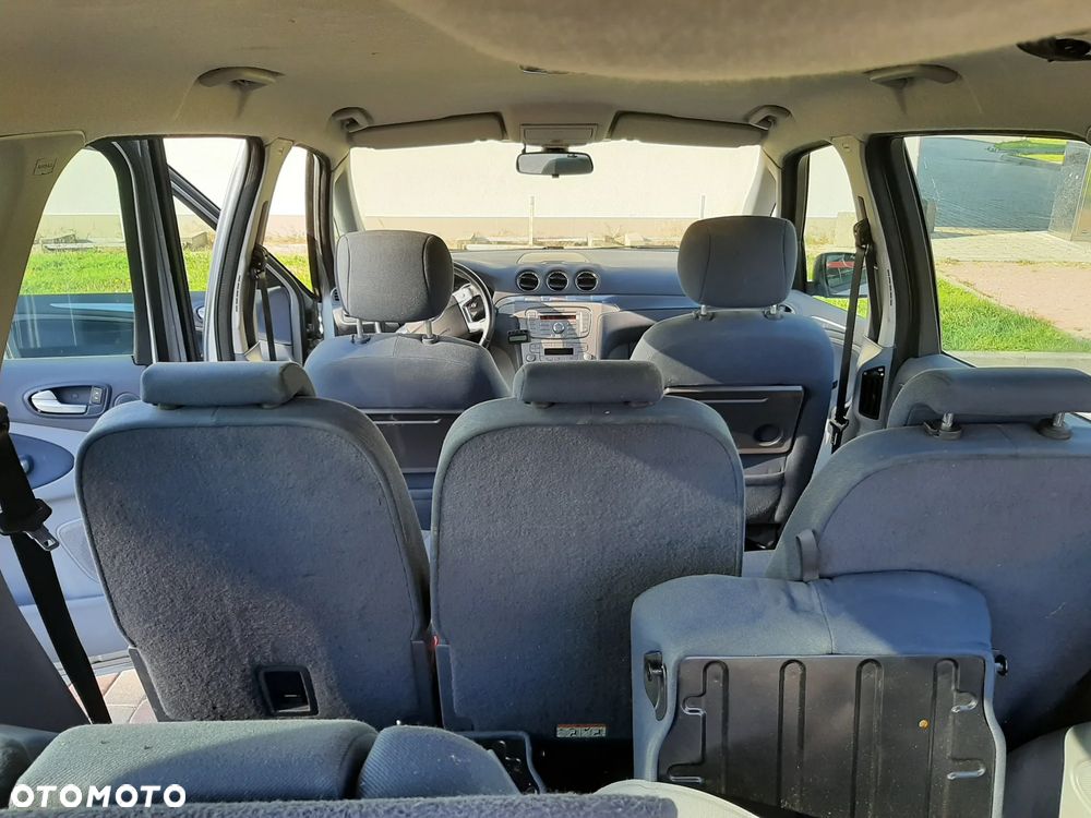 Ford Galaxy - 9
