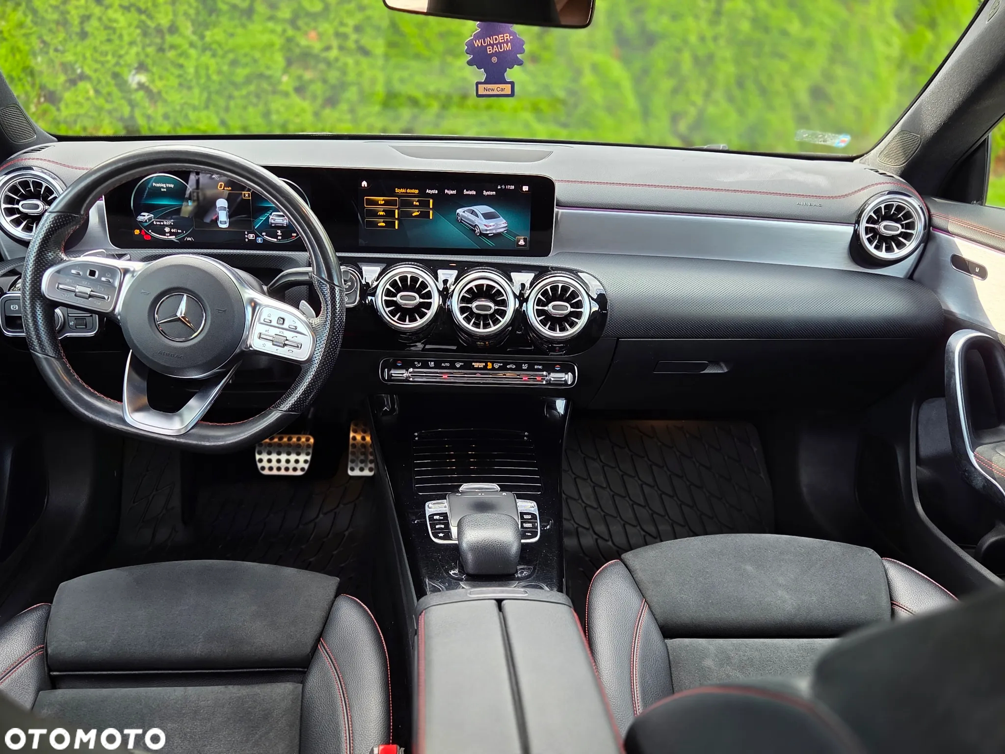 Mercedes-Benz CLA 200 7G-DCT - 10