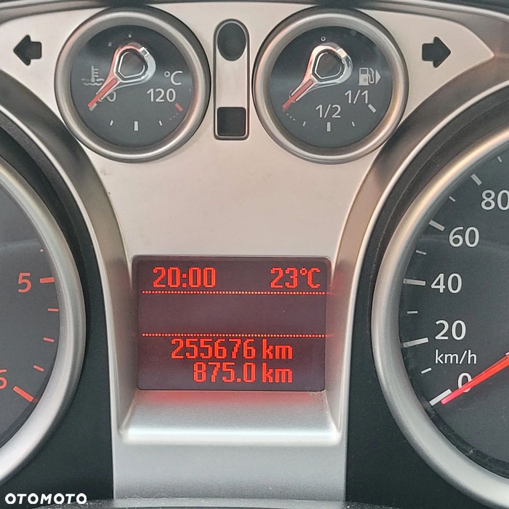 Ford Kuga 2.0 TDCi 2x4 Trend - 6