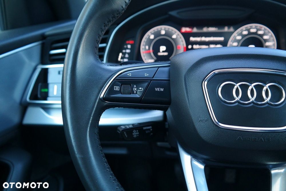 Audi Q8 - 18