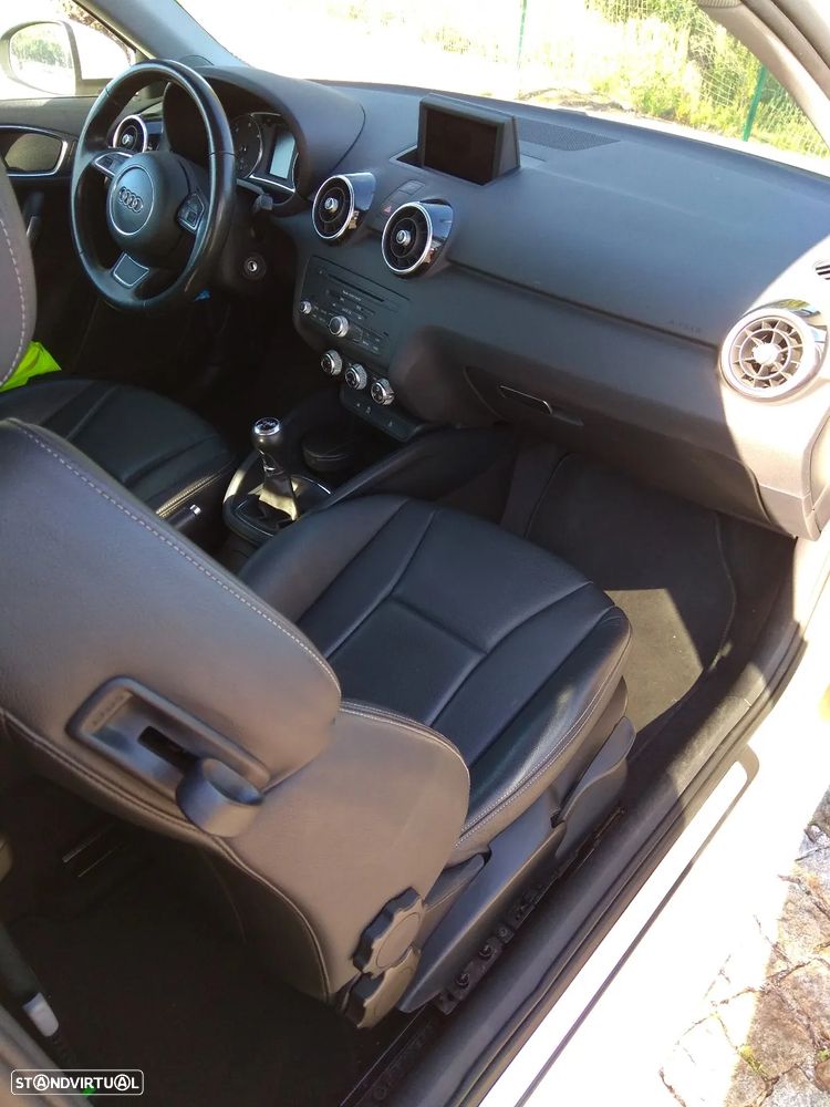 Audi A1 1.6 TDI S line edition - 10