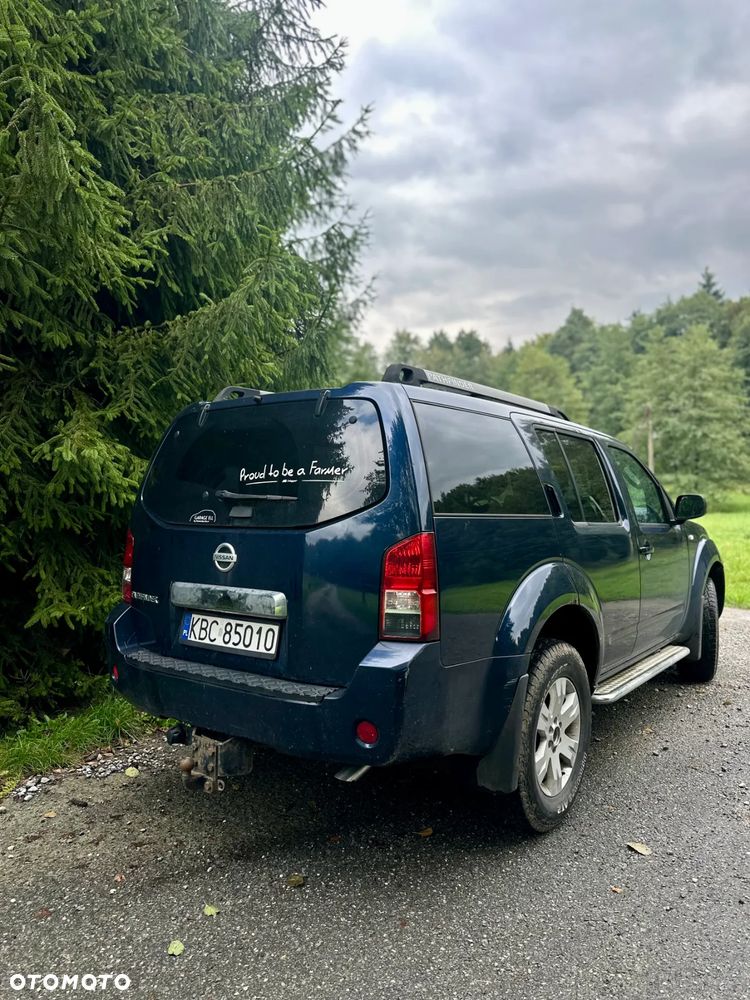 Nissan Pathfinder - 3