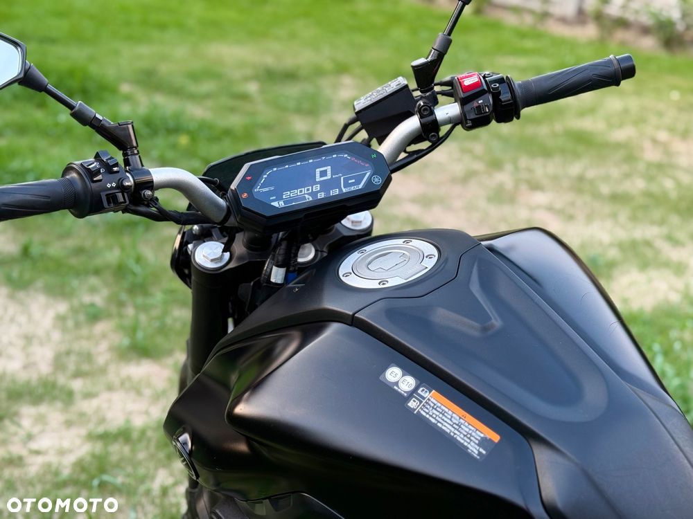 Yamaha MT - 14