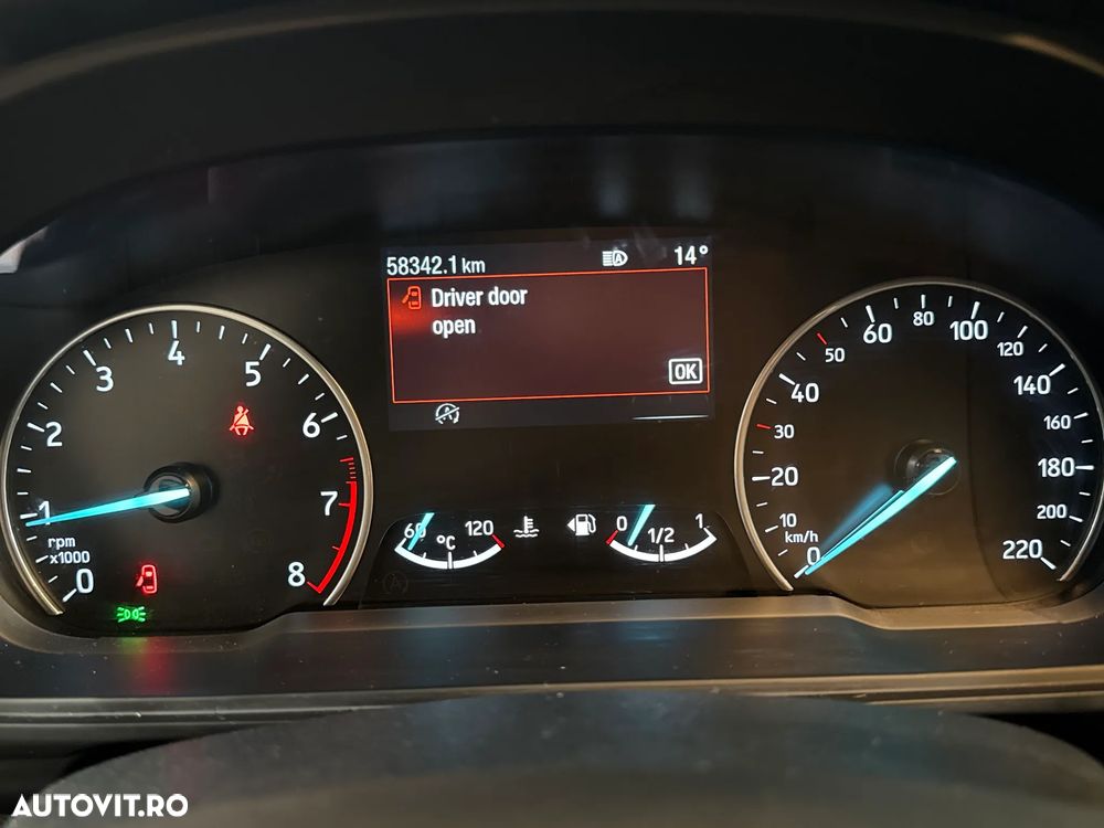 Ford EcoSport - 11