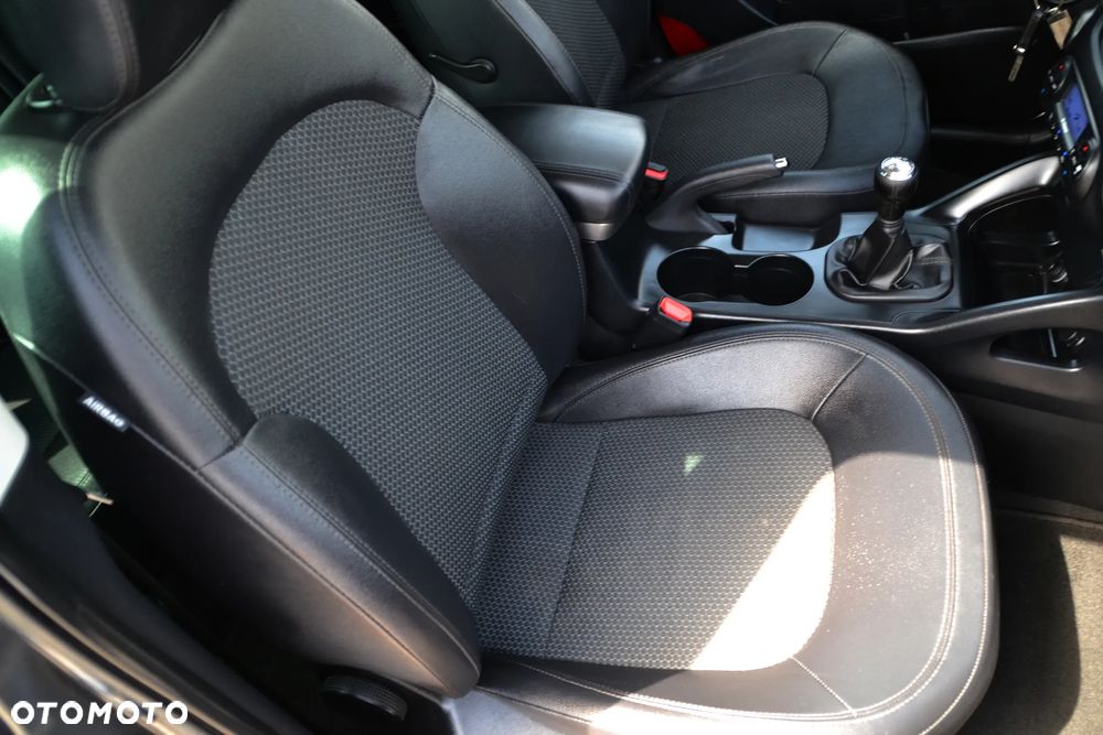 Hyundai ix35 2.0 2WD Comfort - 28