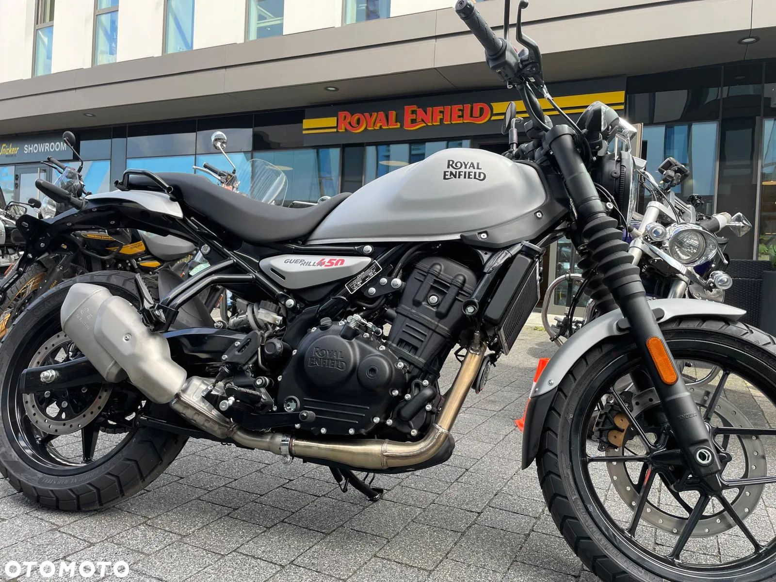 Royal Enfield Guerrilla - 1