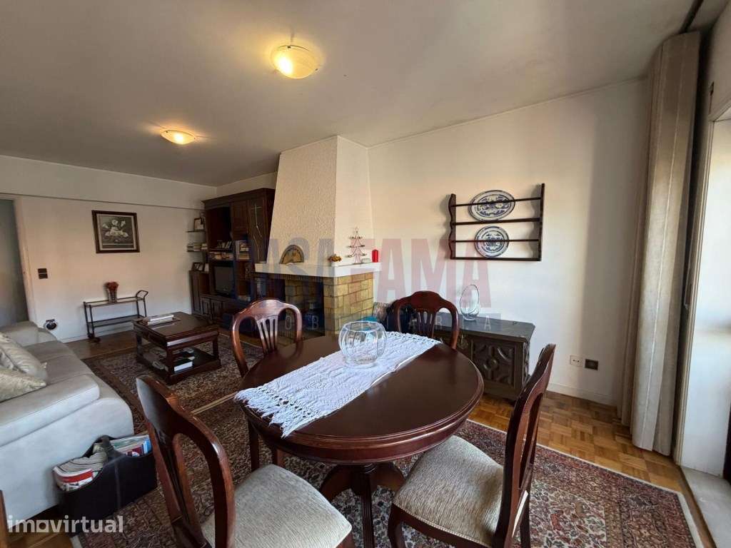 Apartamento T2 para Venda no Centro da Póvoa de Varzim - Grande imagem: 4/23
