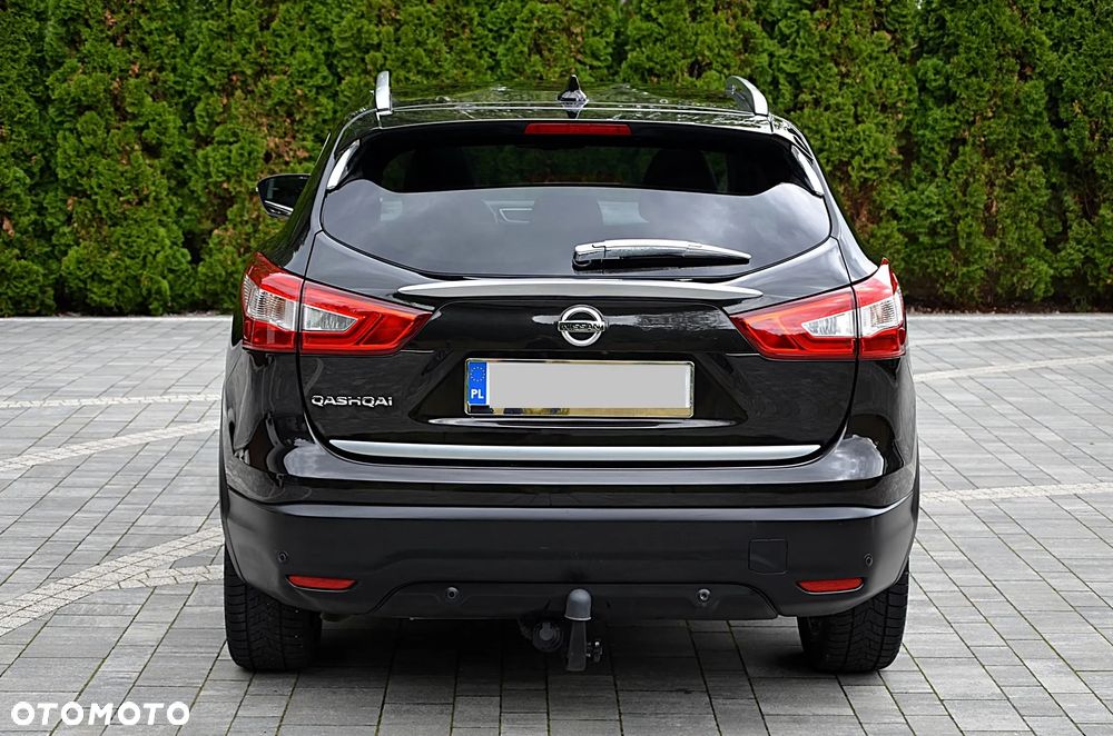 Nissan Qashqai 1.6 DCi Xtronic TEKNA - 6