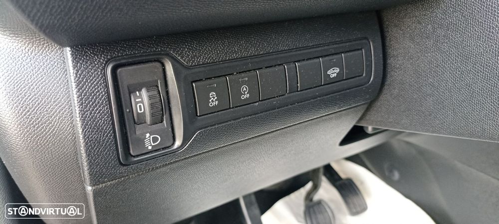Peugeot 308 SW 1.6 BlueHDi Active - 17