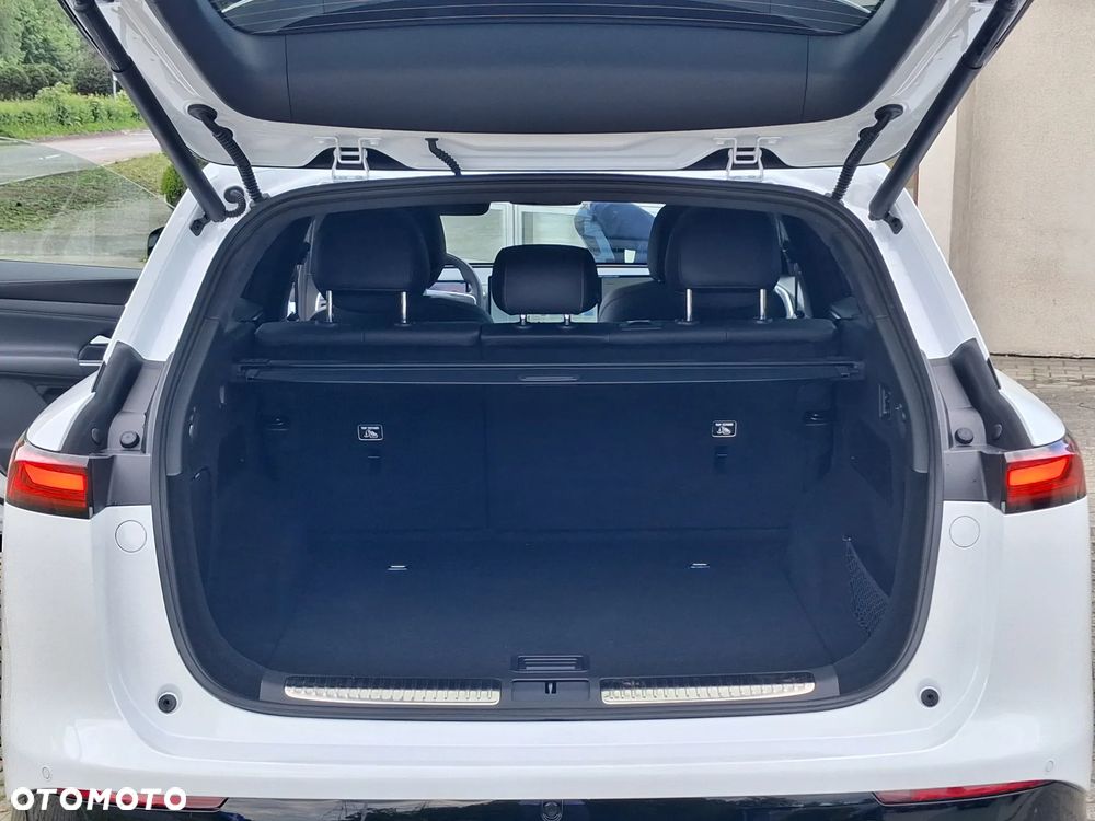 XPeng G9 94.6 kWh AWD Performance - 13