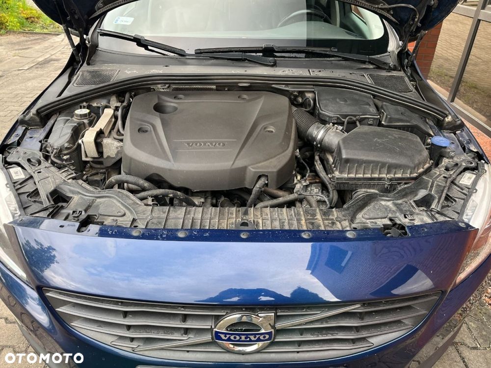 Volvo V60 D3 Summum - 24
