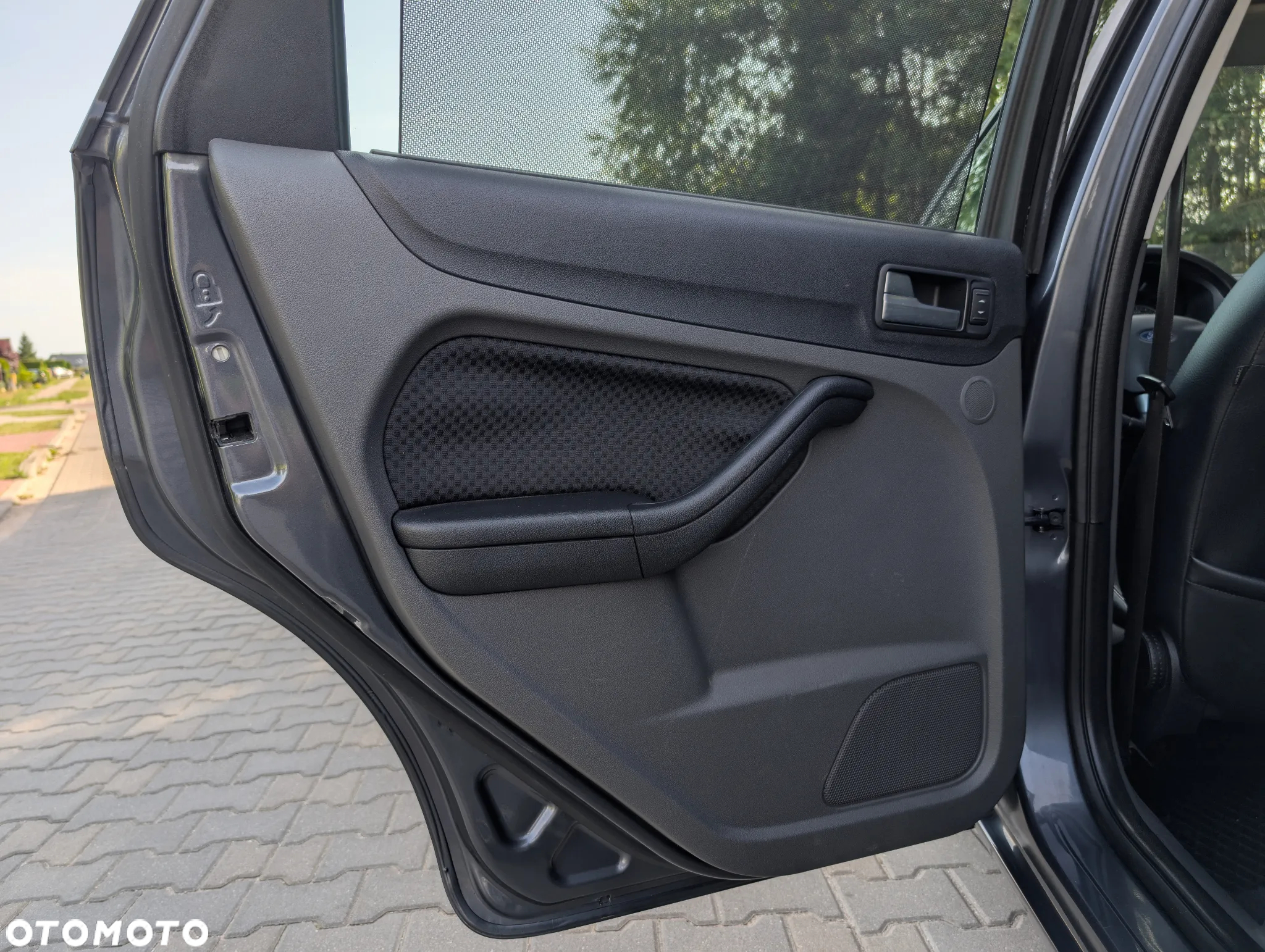 Ford Focus 1.6 16V Ghia - 24