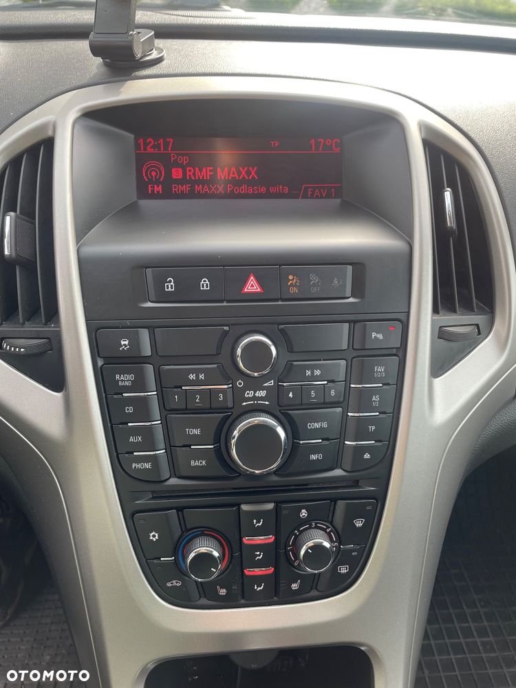 Opel Astra 1.4 T Enjoy - 10