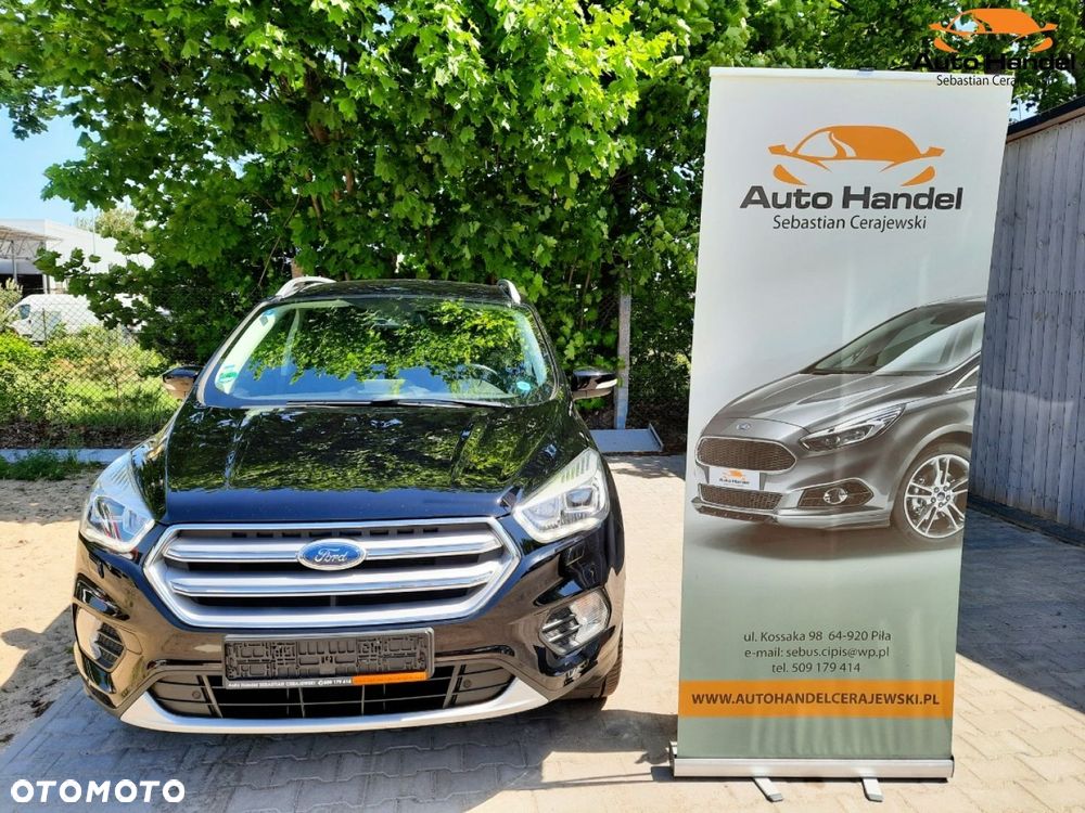 Ford Kuga 1.5 EcoBoost 2x4 Titanium - 4