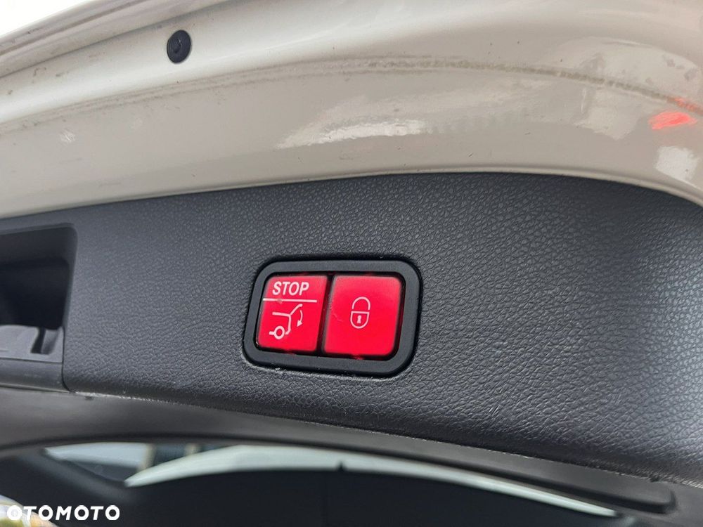 Mercedes-Benz GL 63 AMG - 33