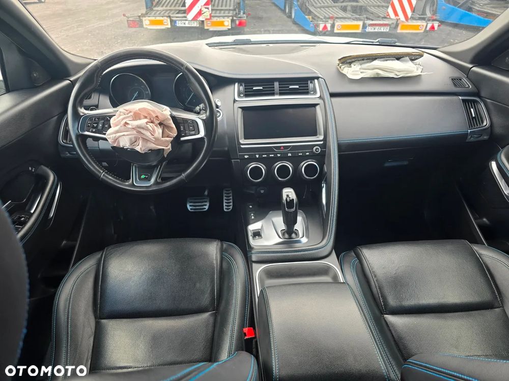Jaguar E-Pace P200 AWD R-Dynamic - 30