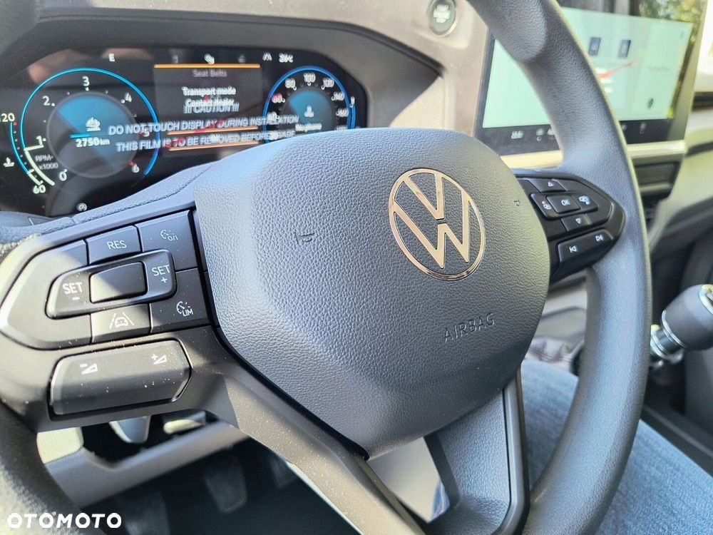 Volkswagen Transporter Furgon silnik: 2,0 l TDI 150 KM / skrzynia biegów: 6-biegowa manualna rozstaw osi: 3100 mm - 23