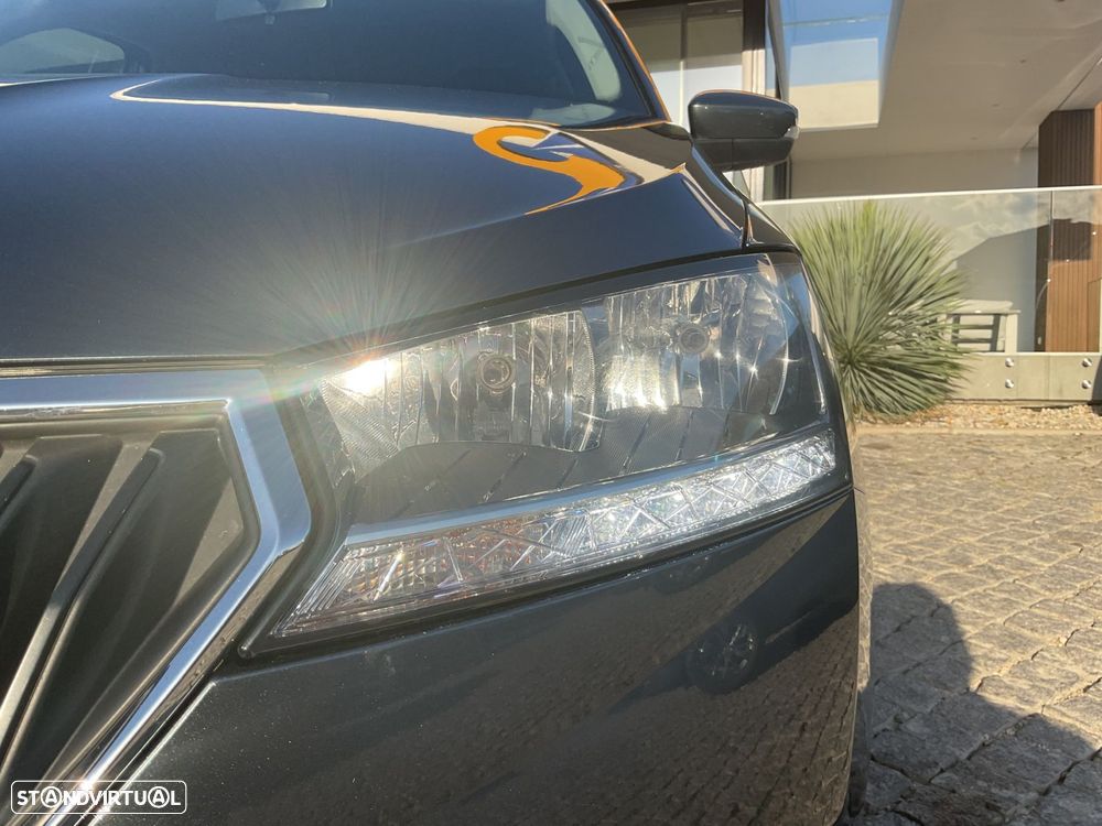 Skoda Fabia 1.0 TSI Ambition - 18