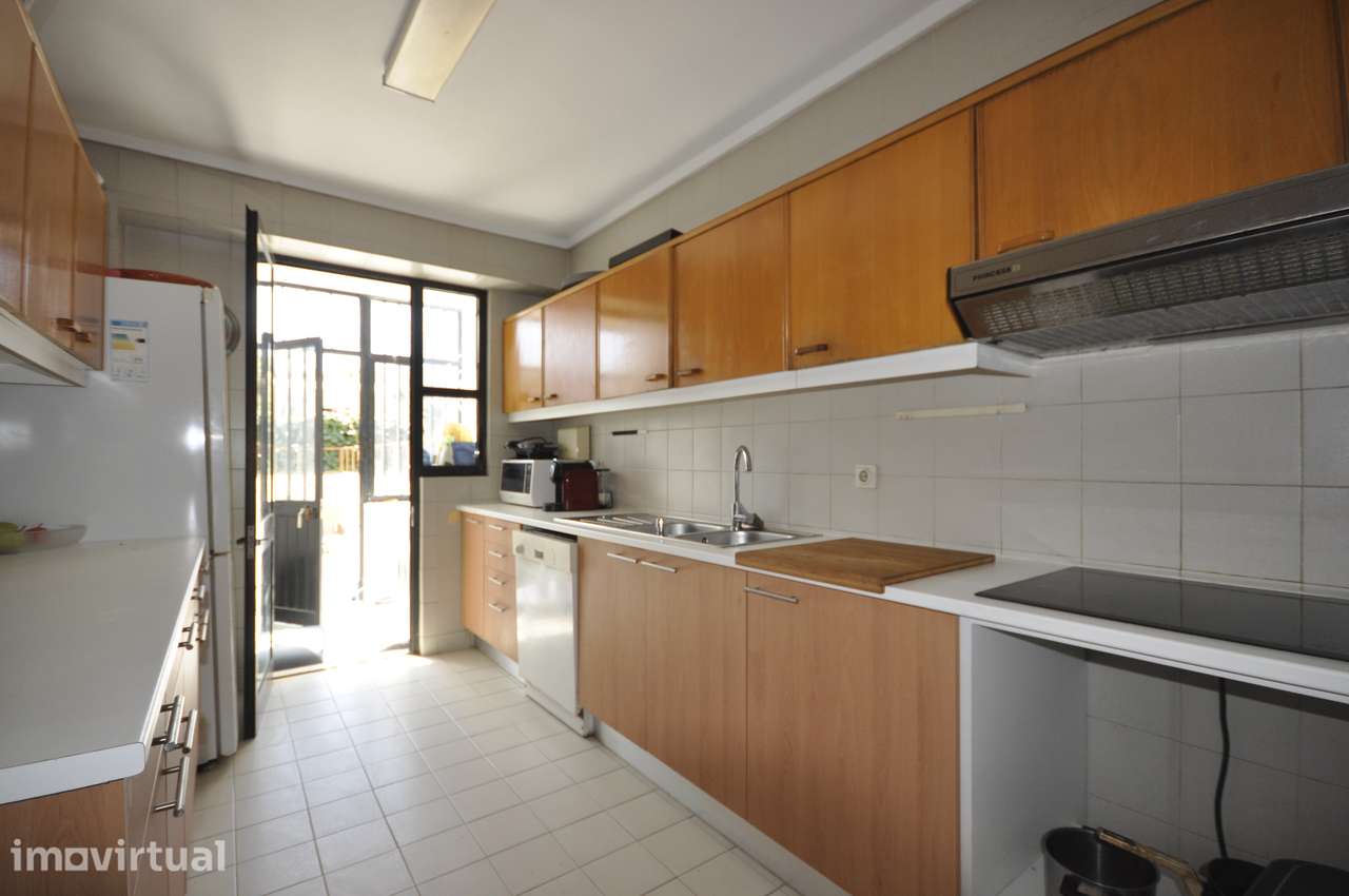 Apartamento T3 com garagem e terraço - Grande imagem: 5/8