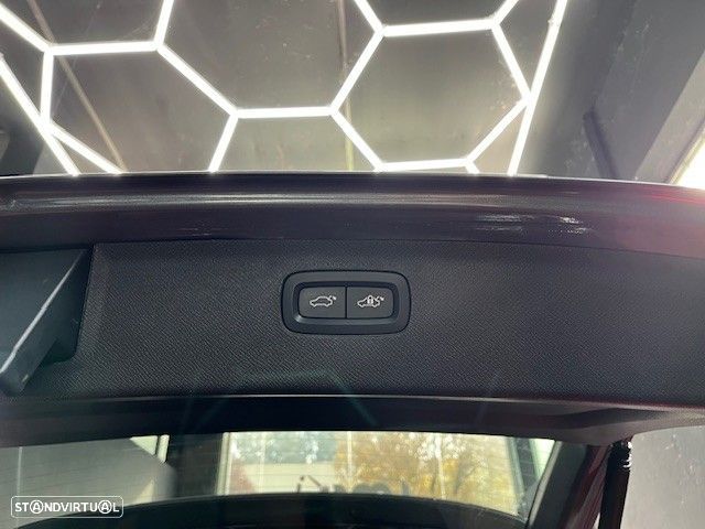 Volvo XC 90 2.0 D5 Inscription AWD - 27