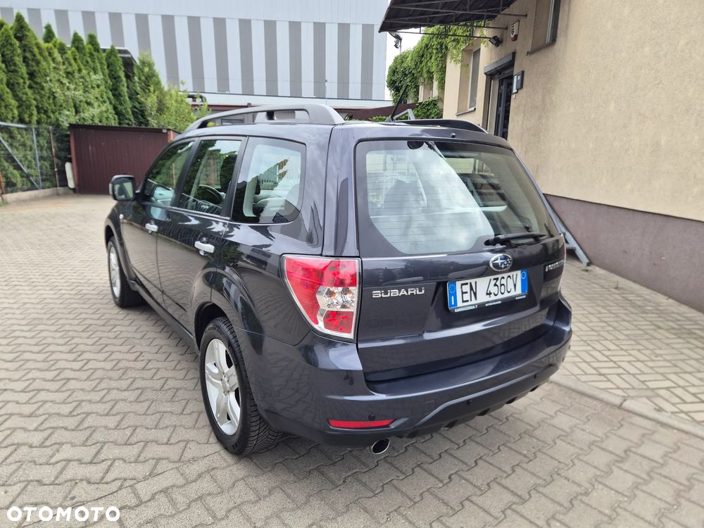 Subaru Forester 2.0 XE NAV Euro5 - 5