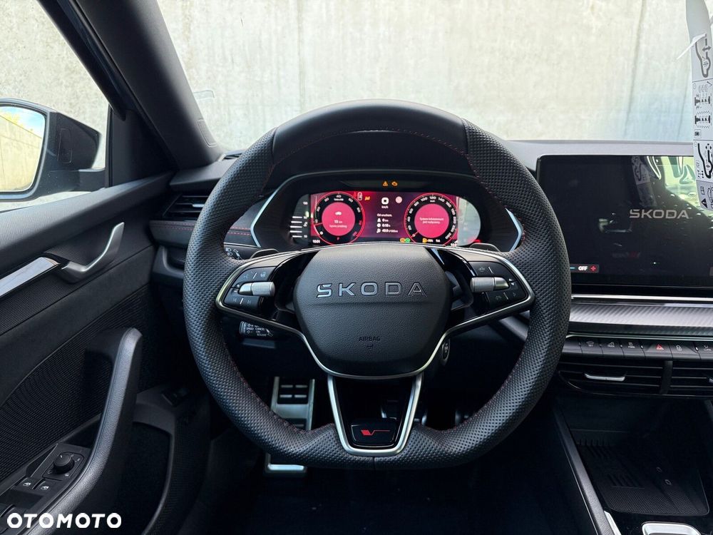 Skoda Octavia 2.0 TSI RS DSG - 17